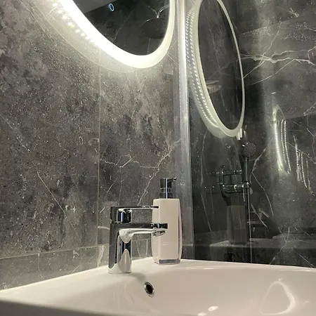 Premium Victoria 141 * Varsó